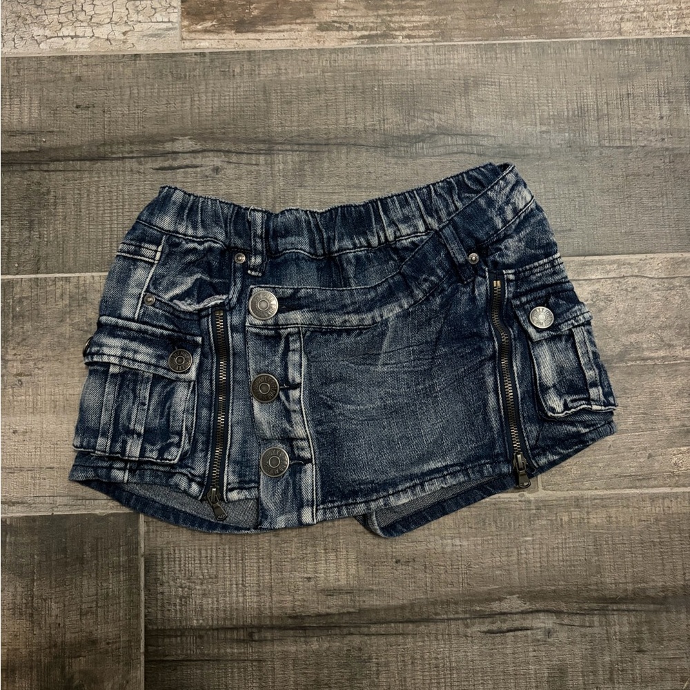 RARE ChuXXX Gyaru Mini Skirt/Shorts